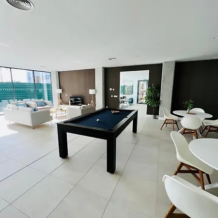 Moderne Et Cosy Avec Piscine, Jacuzzi, Salle De Sport Et Billard Estepona