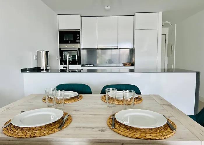 Moderne Et Cosy Avec Piscine, Jacuzzi, Salle De Sport Et Billard *