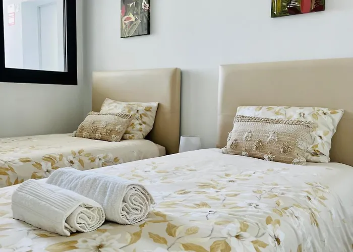 Apartament Moderne Et Cosy Avec Piscine, Jacuzzi, Salle De Sport Et Billard