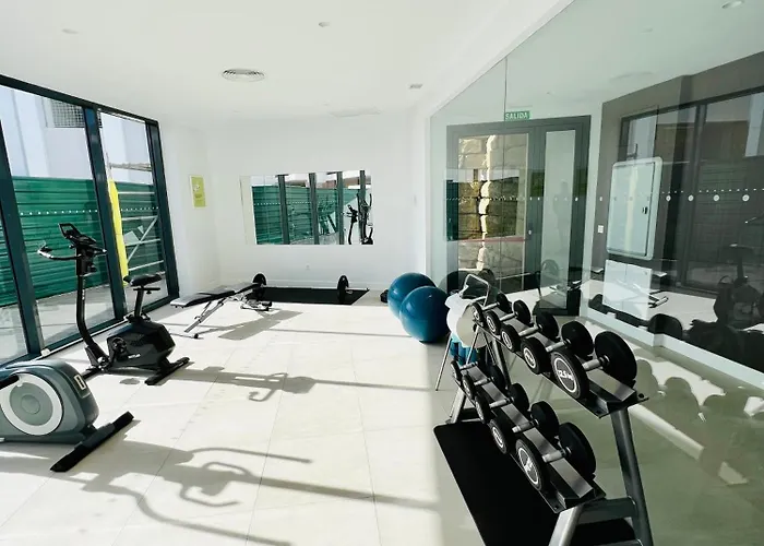 Apartment Moderne Et Cosy Avec Piscine, Jacuzzi, Salle De Sport Et Billard Estepona