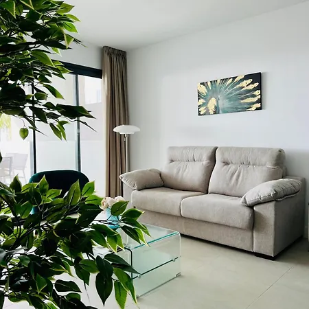 Moderne Et Cosy Avec Piscine, Jacuzzi, Salle De Sport Et Billard דירה אסטפונה