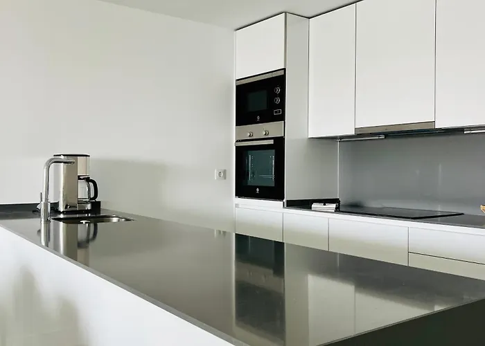 דירה Moderne Et Cosy Avec Piscine, Jacuzzi, Salle De Sport Et Billard אסטפונה