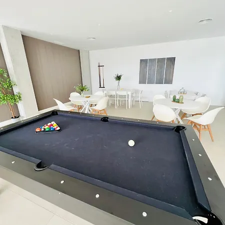 Moderne Et Cosy Avec Piscine, Jacuzzi, Salle De Sport Et Billard * Естепона